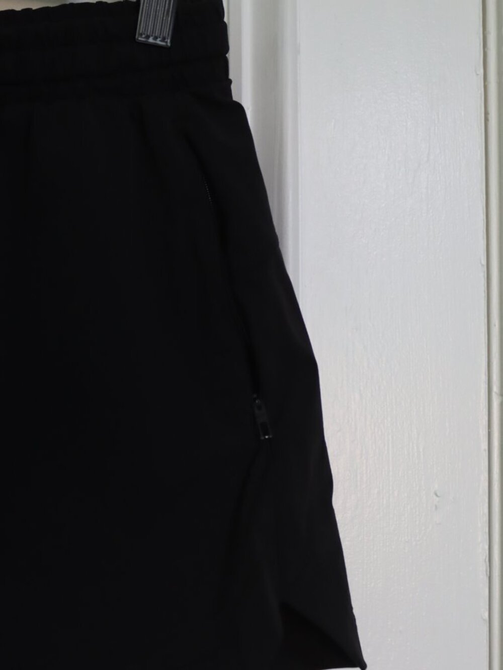 Fabletics Shorts - Picture 3 of 5